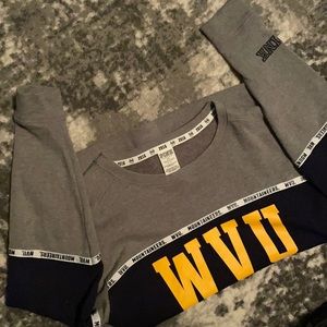 West Virginia pink women’s sweatshirt size small